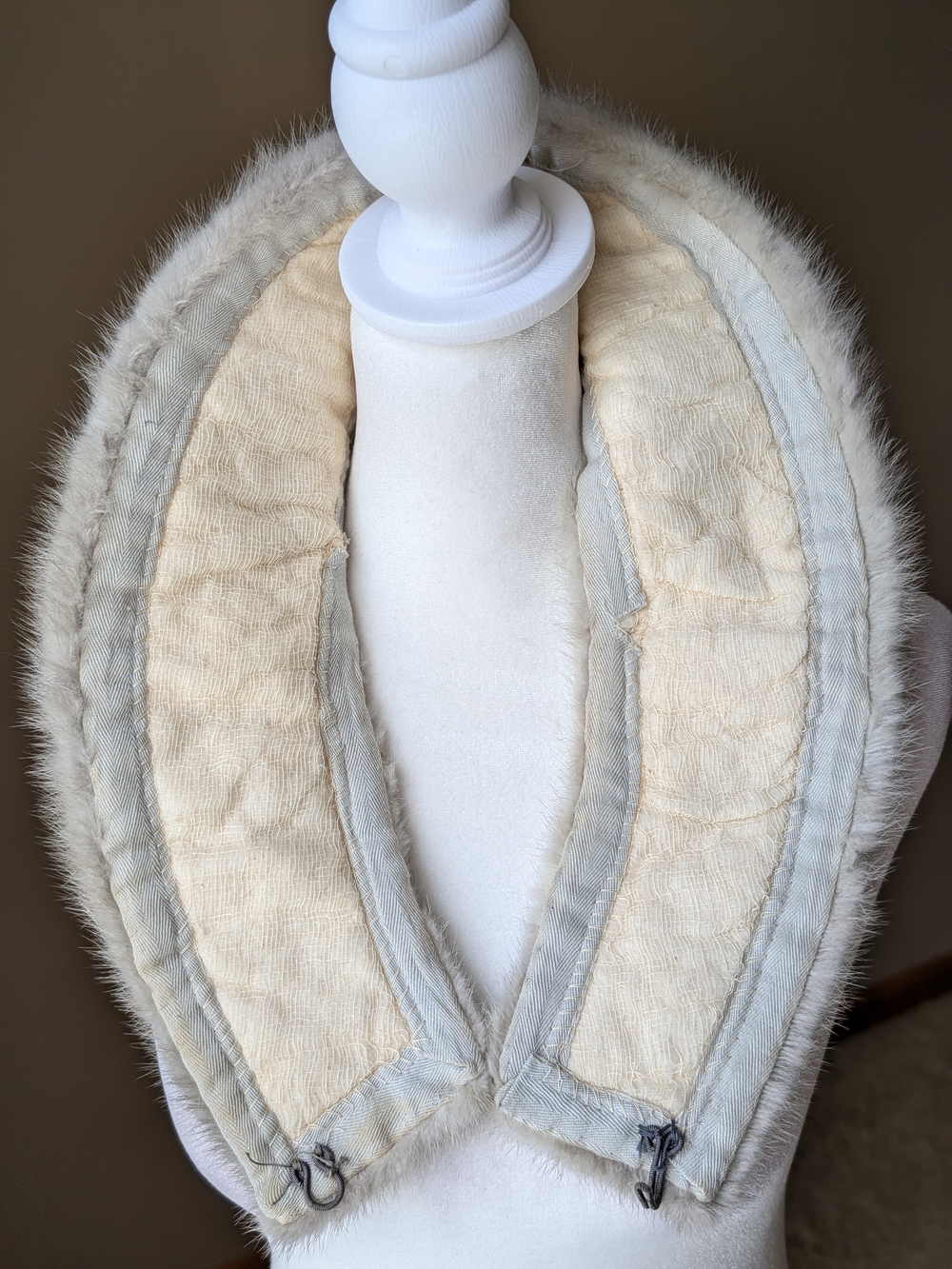 Vintage Genuine Mink Fur Collar Scarf Grey Beige 34" - Picture 10 of 13
